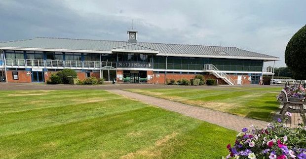 Live auctions resume at the Racecourse with August sale raising £3,915,500